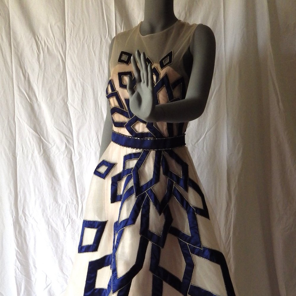Stunning ERLENN Gown Nude and Navy Geometric Applique Beaded Red Carpet $2115